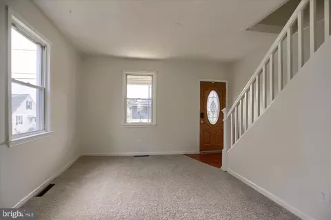 Living - 7606 Avondale Ave, Baltimore, MD 21224 photo 4 of 4