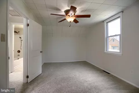 Bedroom - 7606 Avondale Ave, Baltimore, MD 21224 photo 5 of 10