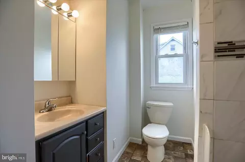 Bath - 7606 Avondale Ave, Baltimore, MD 21224 photo 1 of 3