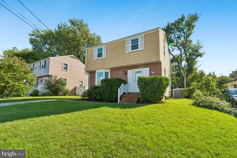 2021 Norhurst Way N, Catonsville, MD 21228
