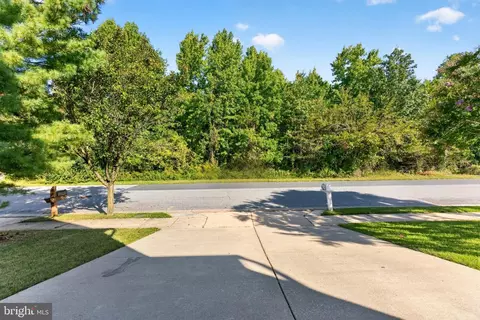 Exterior - 4415 Todd Point Ln, Sparrows Point, MD 21219 photo 5 of 7