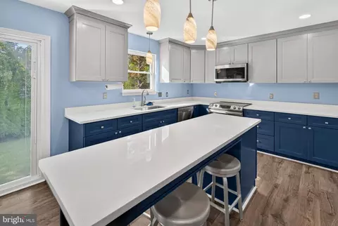 Kitchen - 4415 Todd Point Ln, Sparrows Point, MD 21219 photo 3 of 5
