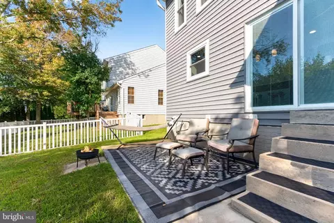 Exterior - 4415 Todd Point Ln, Sparrows Point, MD 21219 photo 4 of 7