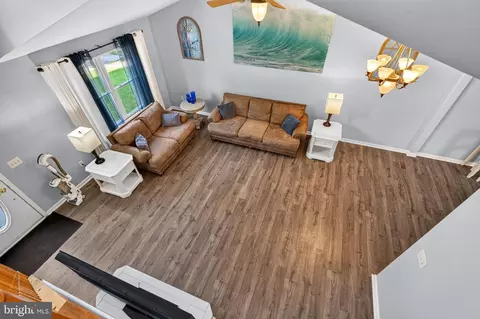 Entry Way - 4415 Todd Point Ln, Sparrows Point, MD 21219 photo 11 of 13