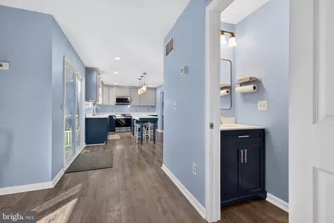 Entry Way - 4415 Todd Point Ln, Sparrows Point, MD 21219 photo 6 of 13