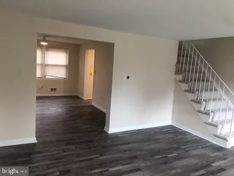 Living - 3301 Ryerson Cir, Halethorpe, MD 21227 photo 2 of 3