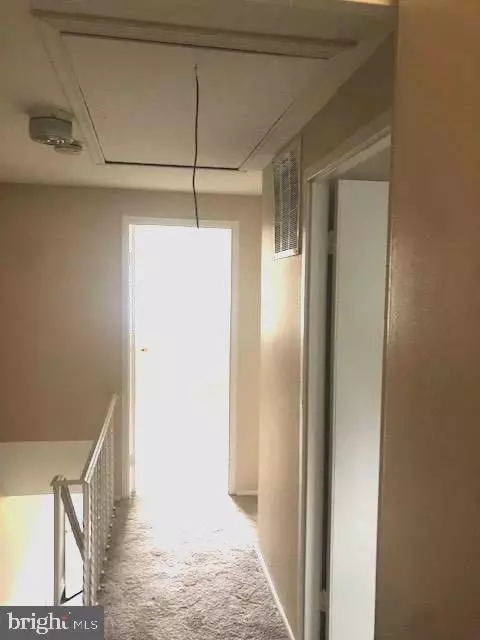 Entry Way - 3301 Ryerson Cir, Halethorpe, MD 21227 photo 1 of 3