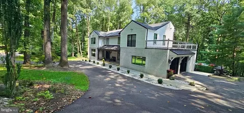 3 Pemberly Ln, Reisterstown, MD 21136