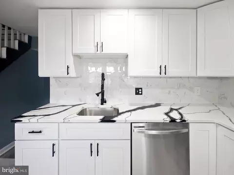 Kitchen - 3233 Kessler Rd, Halethorpe, MD 21227 photo 3 of 4