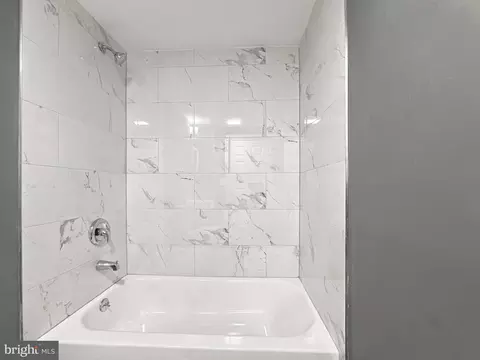 Bath - 3233 Kessler Rd, Halethorpe, MD 21227 photo 1 of 1