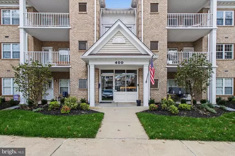 400 Plumbridge Ct #202, Lutherville Timonium, MD 21093