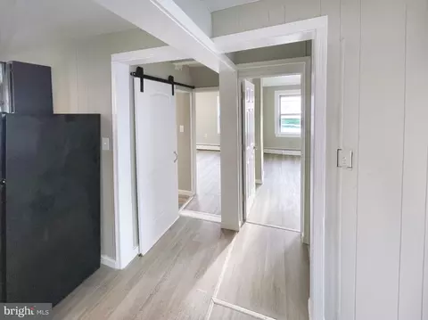 Entry Way - 7213 N Point Rd, Sparrows Point, MD 21219 photo 9 of 14