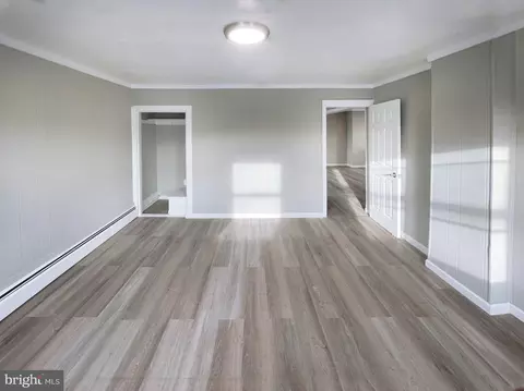 Living - 7213 N Point Rd, Sparrows Point, MD 21219 photo 16 of 16