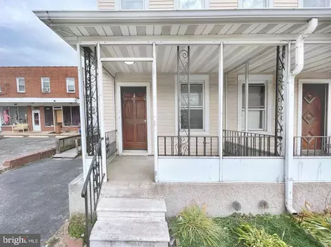 Exterior - 7213 N Point Rd, Sparrows Point, MD 21219 photo 6 of 11