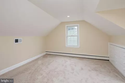 Bedroom - 8202 Longpoint Rd, Dundalk, MD 21222 photo 2 of 2