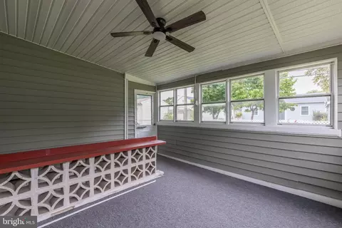 Exterior - 8202 Longpoint Rd, Dundalk, MD 21222 photo 8 of 13