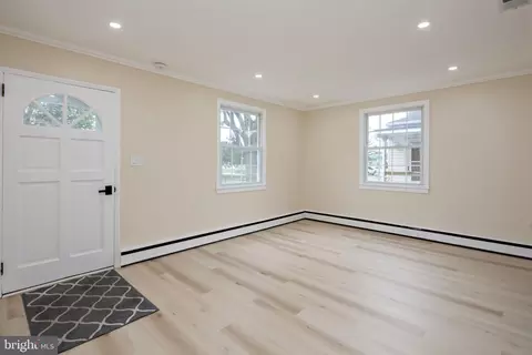 Living - 8202 Longpoint Rd, Dundalk, MD 21222 photo 1 of 4