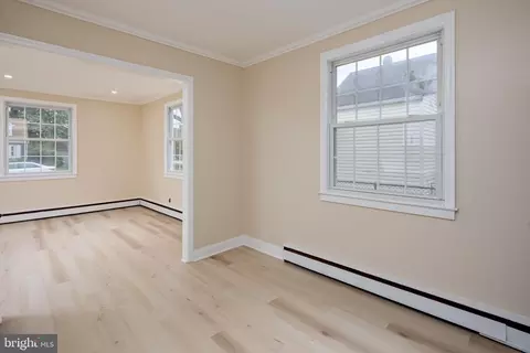 Living - 8202 Longpoint Rd, Dundalk, MD 21222 photo 3 of 4