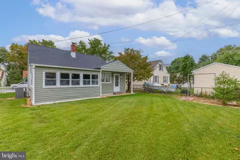 Exterior - 8202 Longpoint Rd, Dundalk, MD 21222 photo 13 of 13