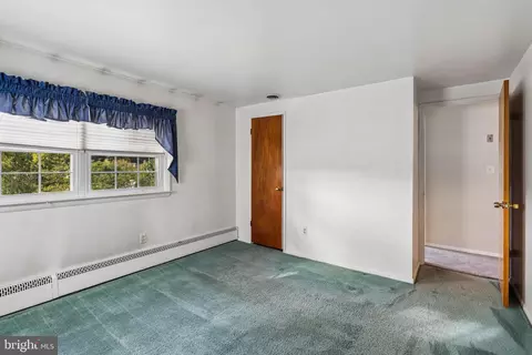 Bedroom - 1111 Raven Dr, Halethorpe, MD 21227 photo 5 of 5