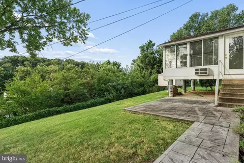 Exterior - 1111 Raven Dr, Halethorpe, MD 21227 photo 9 of 12