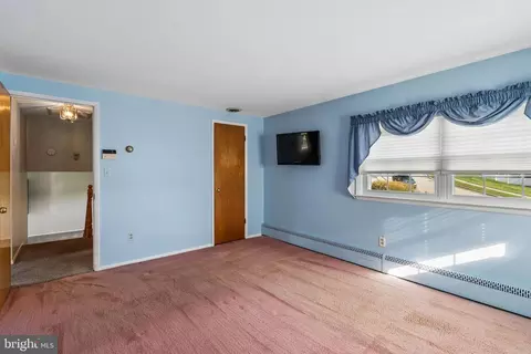 Bedroom - 1111 Raven Dr, Halethorpe, MD 21227 photo 2 of 5
