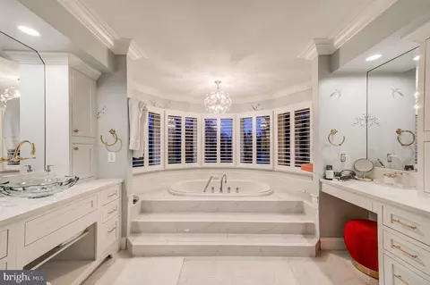 Bath - 13916 Green Branch Dr, Phoenix, MD 21131 photo 2 of 3