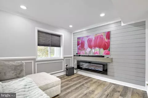 Other - 606 Meadow Rd, Baltimore, MD 21206 photo 2 of 8