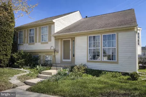 3 Andrews View Ct, Windsor Mill, MD 21244 photo 2