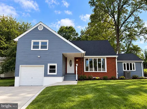 6 Westbury Rd, Lutherville, MD 21093