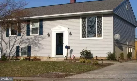15 Greenview Ave, Reisterstown, MD 21136