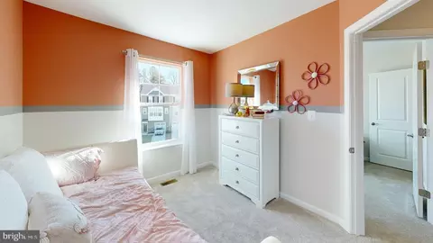Bedroom - 11259 Davisar Rd #101, White Marsh, MD 21162 photo 1 of 9