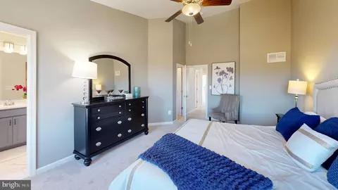 Bedroom - 11259 Davisar Rd #101, White Marsh, MD 21162 photo 4 of 9