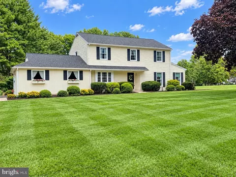 111 Nob Hill Park Dr, Reisterstown, MD 21136