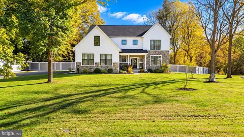 10909 Powers Ave, Cockeysville, MD 21030