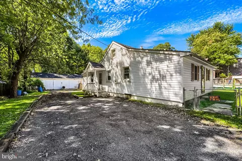 Exterior - 300 Bourque Rd, Middle River, MD 21220 photo 3 of 9
