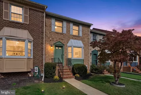 54 Cherrywood Ct, Cockeysville, MD 21030
