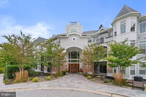 3100 Stone Cliff Dr #301, Baltimore, MD 21209