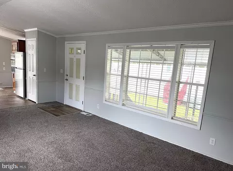 101 Roundup Rd, Middle River, MD 21220 photo 12