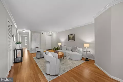 Living - 18 Deer Run Ct # -H, Halethorpe, MD 21227 photo 3 of 4