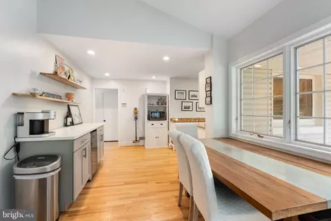 Entry Way - 1206 Culvert Rd, Towson, MD 21286 photo 2 of 2