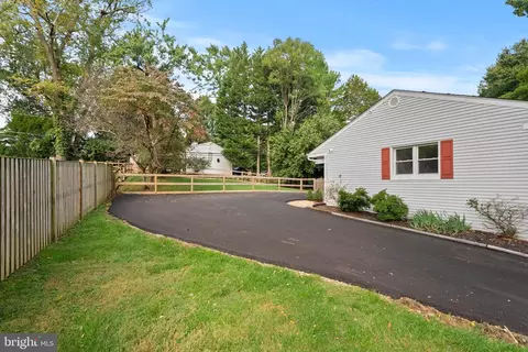 Exterior - 1206 Culvert Rd, Towson, MD 21286 photo 10 of 13