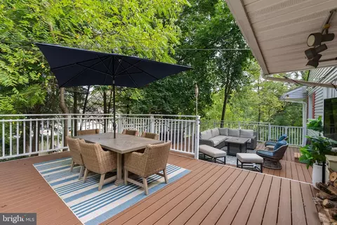 Exterior - 1206 Culvert Rd, Towson, MD 21286 photo 5 of 13