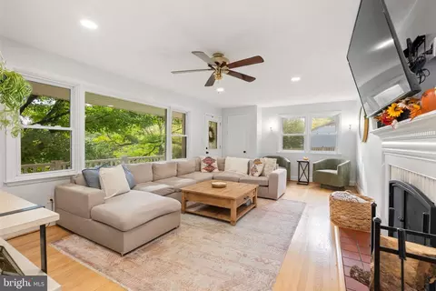 Living - 1206 Culvert Rd, Towson, MD 21286 photo 1 of 1