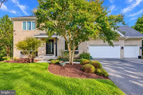 7 Beecham Ct, Owings Mills, MD 21117