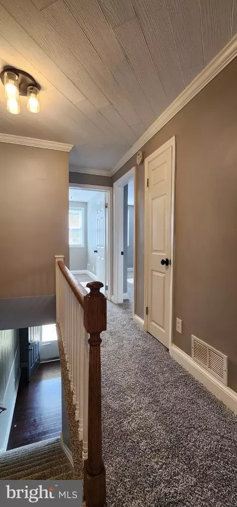 Entry Way - 213 Riverthorn Rd, Middle River, MD 21220 photo 6 of 10