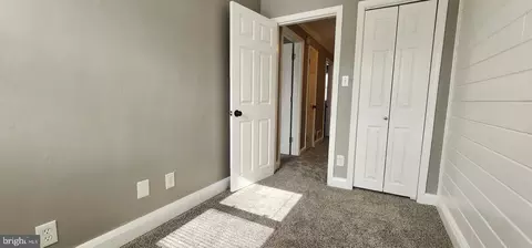 Entry Way - 213 Riverthorn Rd, Middle River, MD 21220 photo 9 of 10