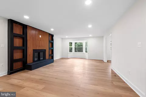 Living - 14004 Manor Rd, Phoenix, MD 21131 photo 5 of 9
