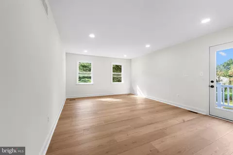 Living - 14004 Manor Rd, Phoenix, MD 21131 photo 9 of 9