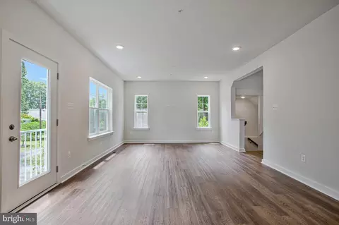 Living - 721 Nollmeyer Rd, Middle River, MD 21220 photo 1 of 3